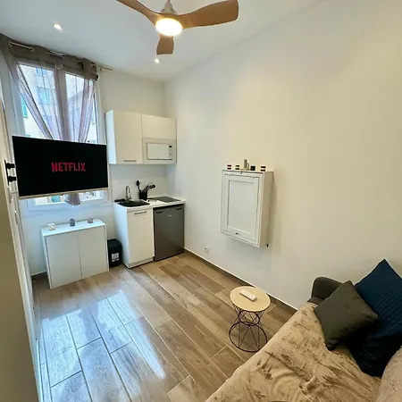 Cosy Le Port Apartment *